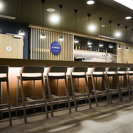 Holiday Inn Express Munich - Olching By Ihg Extérieur photo